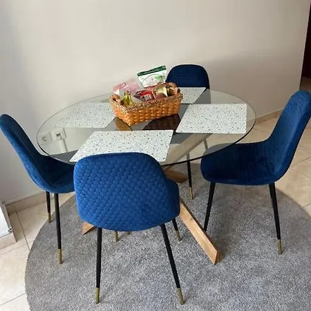 Karakonero View Апартаменты