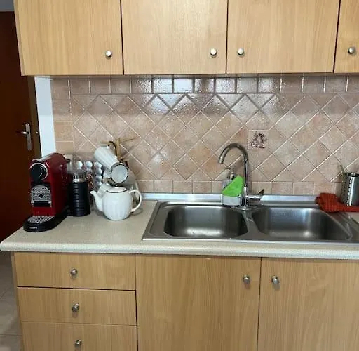 Apartment Karakonero View *