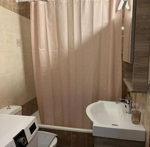 Karakonero View Apartment